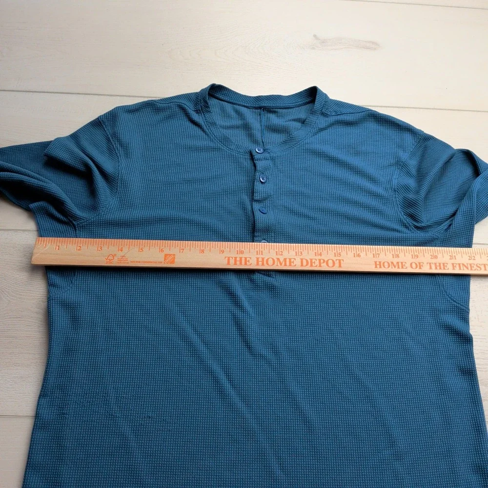 Lululemon Henley Long Sleeve Shirt Mens Large Blue Waffle Knit‎
